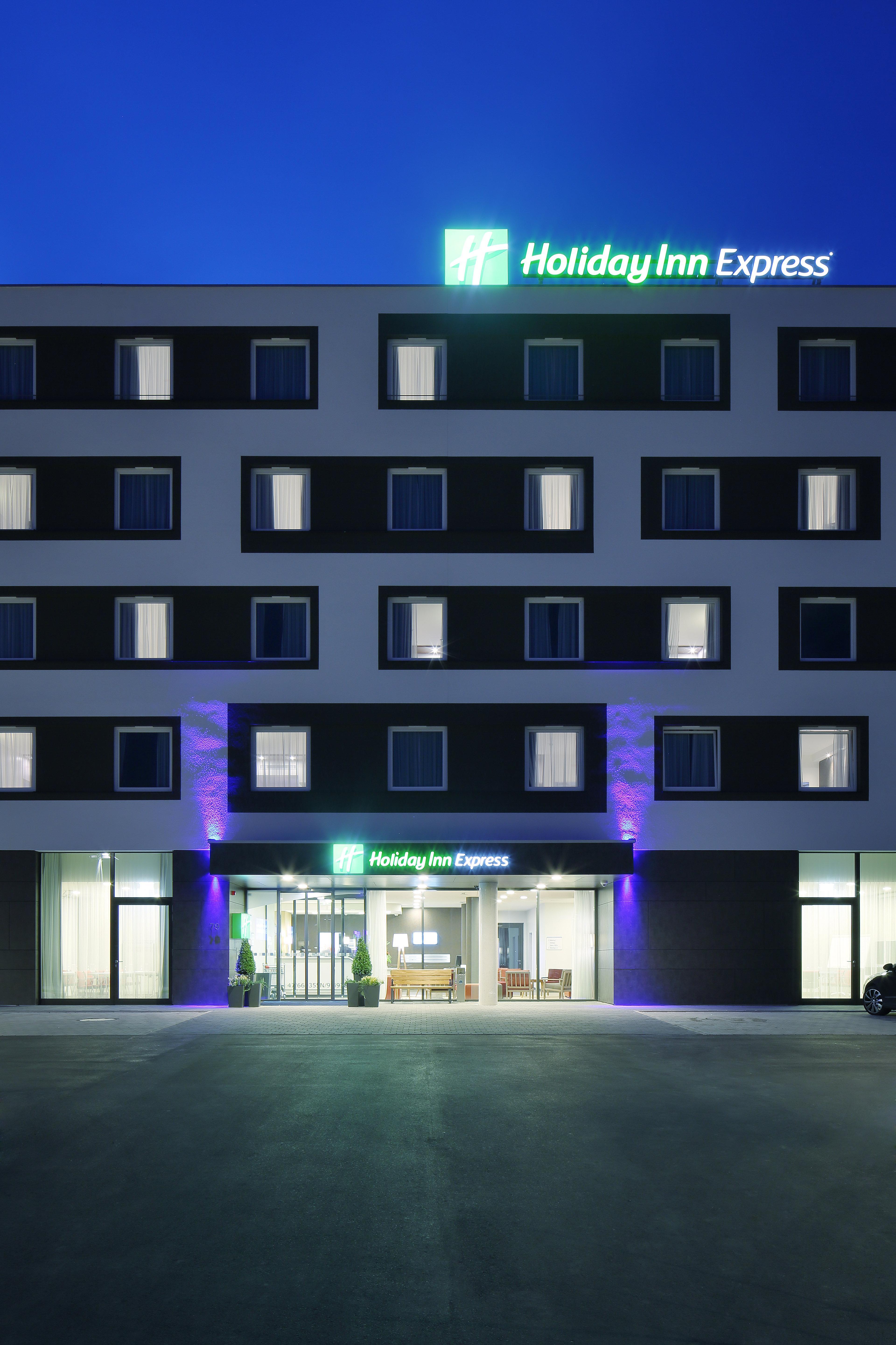 Holiday Inn Express Friedrichshafen, An Ihg Hotel Esterno foto